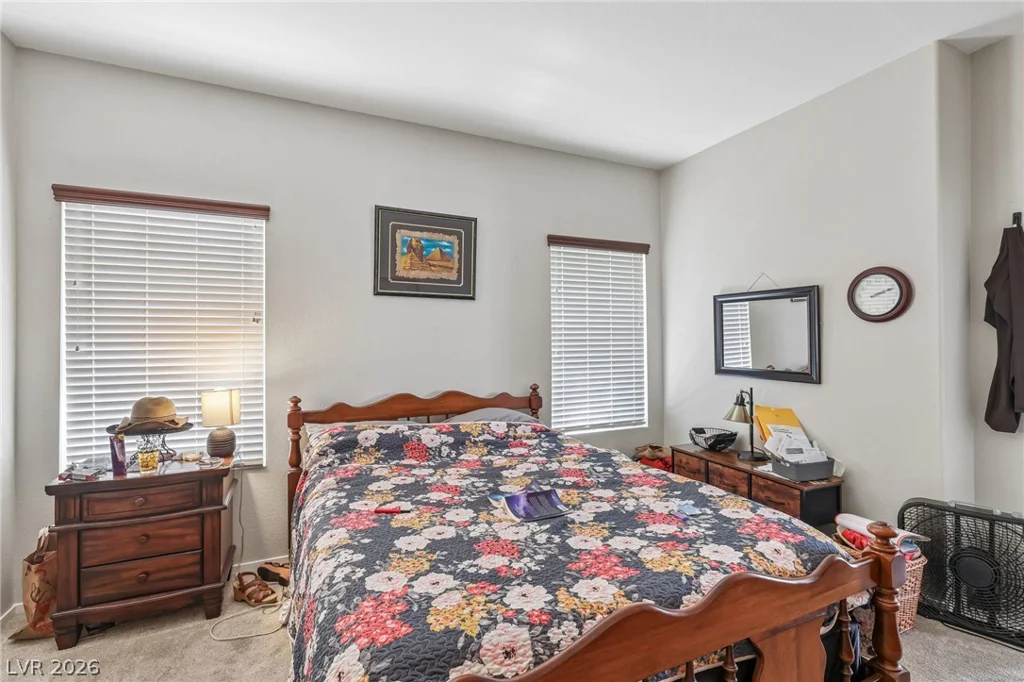 10245 Maryland, Las Vegas, NV 89183