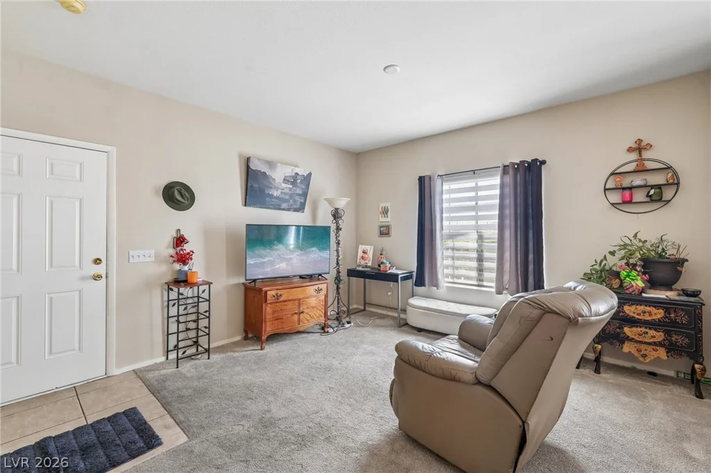 10245 Maryland, Las Vegas, NV 89183