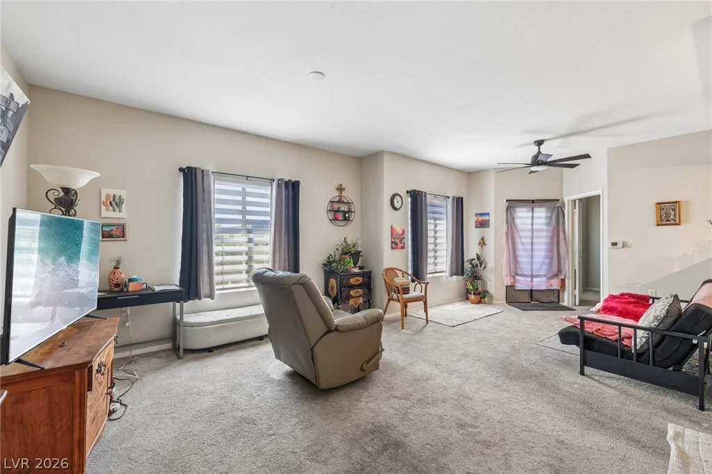 10245 Maryland, Las Vegas, NV 89183