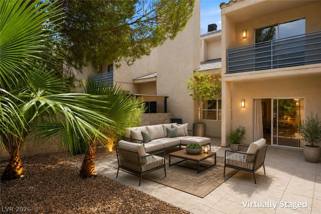 6250 Flamingo, Las Vegas, NV 89103