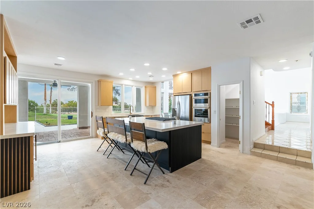 2208 Bay Hill, Las Vegas, NV 89117