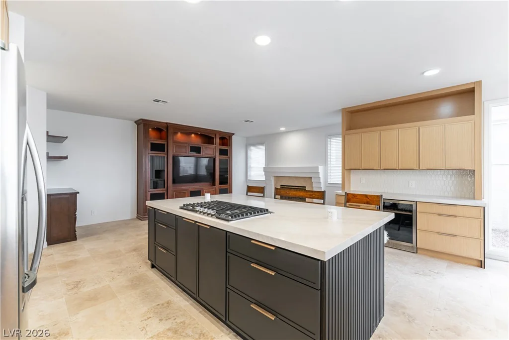 2208 Bay Hill, Las Vegas, NV 89117