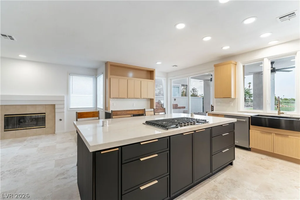 2208 Bay Hill, Las Vegas, NV 89117