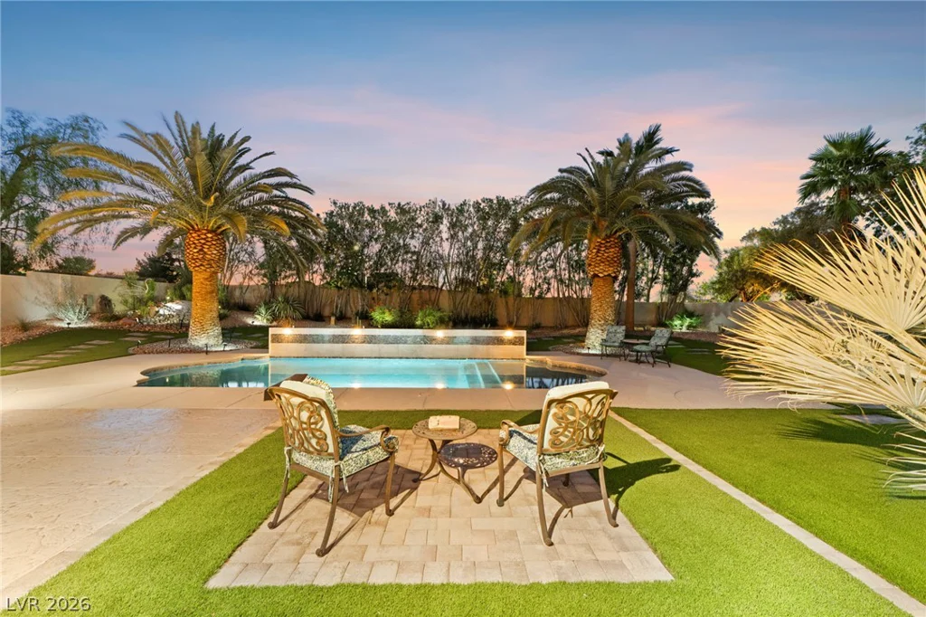 2227 Versailles, Henderson, NV 89074