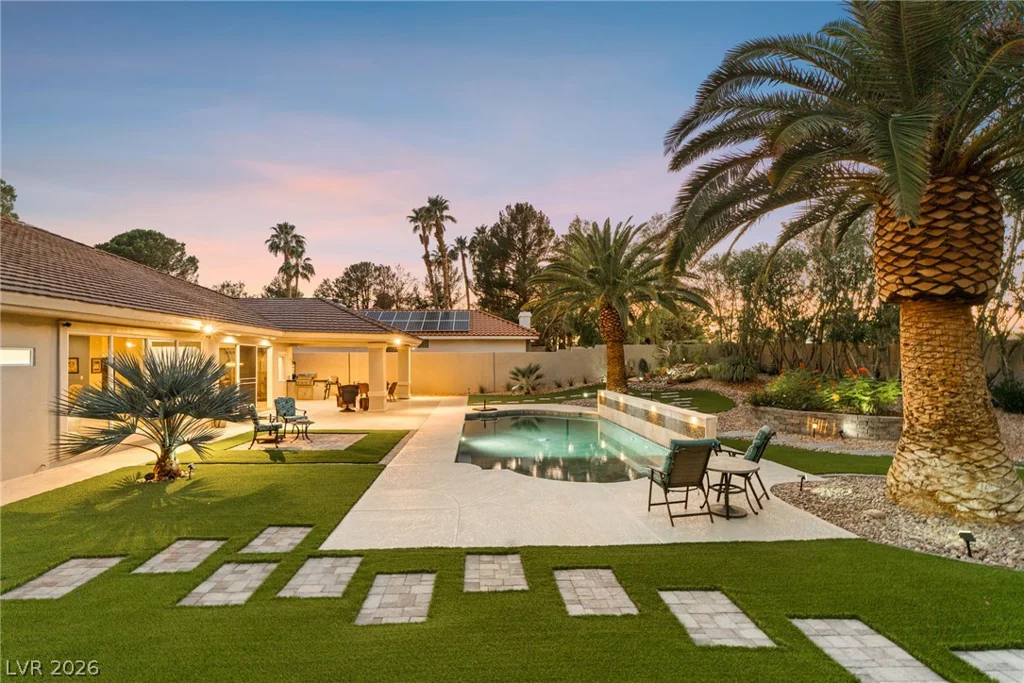2227 Versailles, Henderson, NV 89074