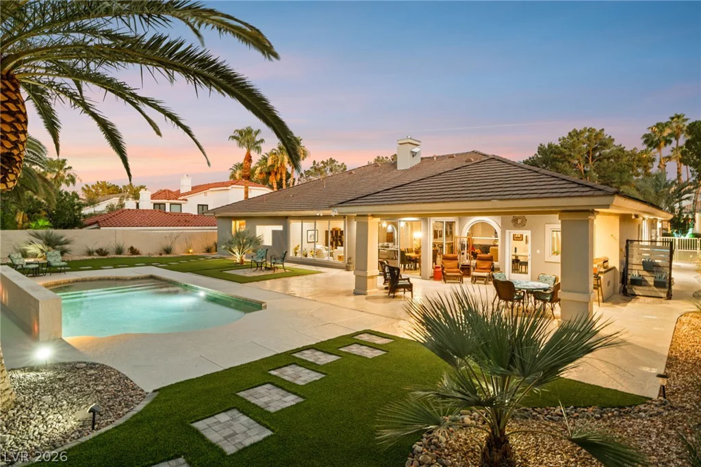 2227 Versailles, Henderson, NV 89074