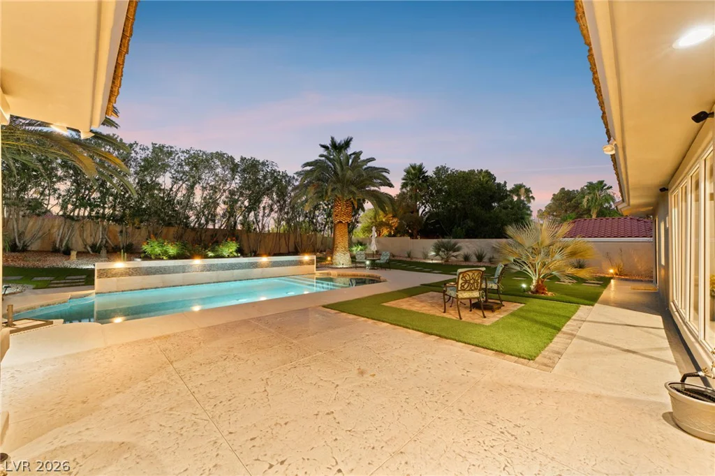 2227 Versailles, Henderson, NV 89074