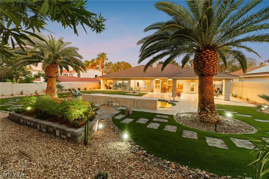 2227 Versailles, Henderson, NV 89074