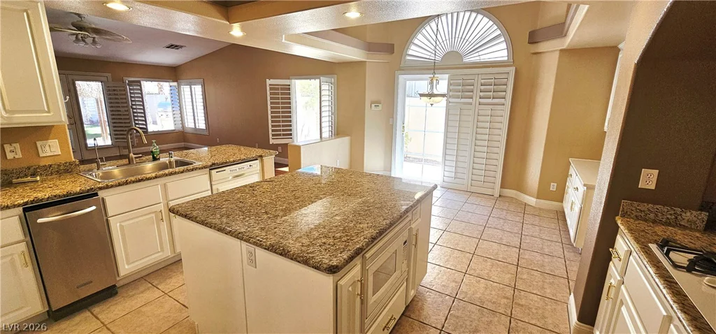 9158 Amber Waves, Las Vegas, NV 89123