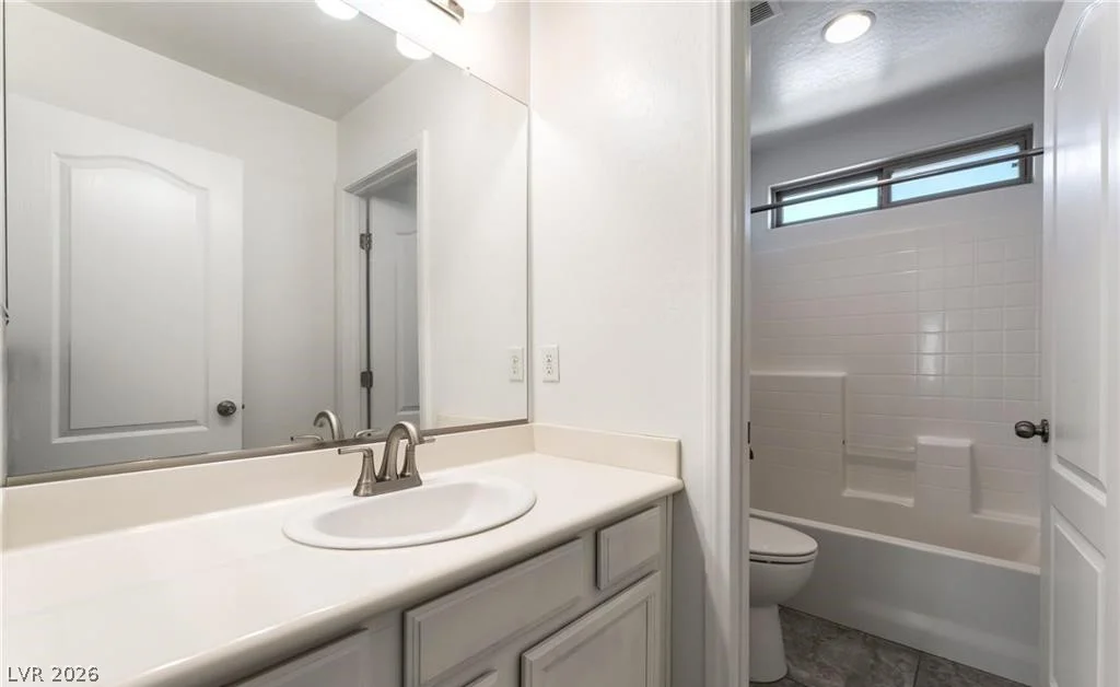 7616 Eastham Bay, Las Vegas, NV 89179
