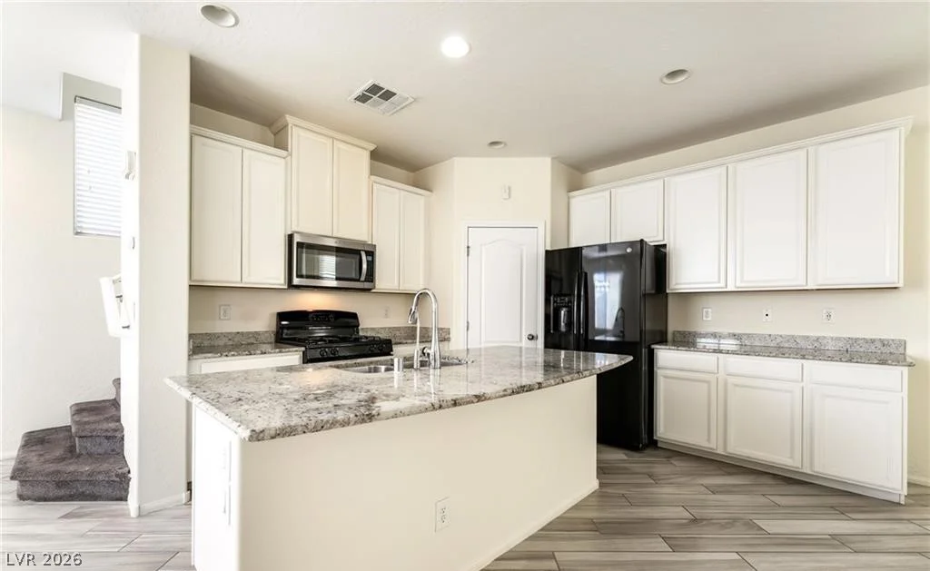 7616 Eastham Bay, Las Vegas, NV 89179