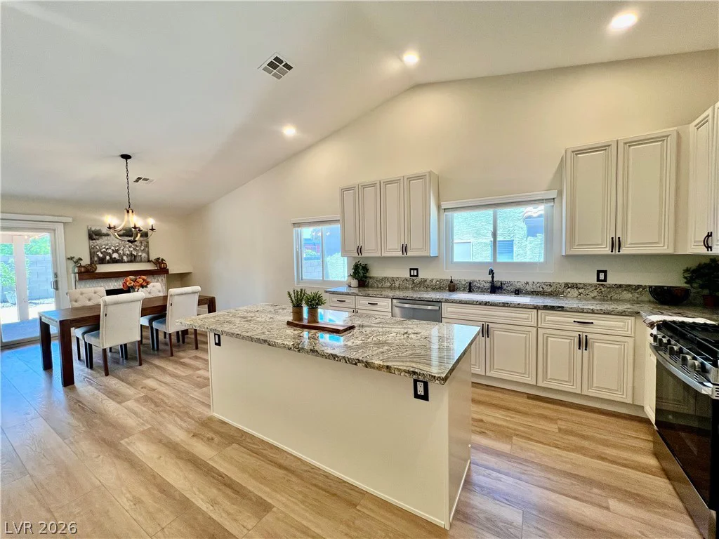 889 Cozy Valley Street, Henderson, NV 89015