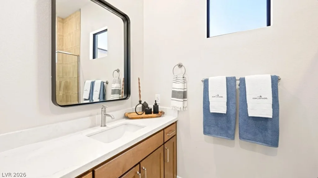 2021 Harmony Gardens, Las Vegas, NV 89138