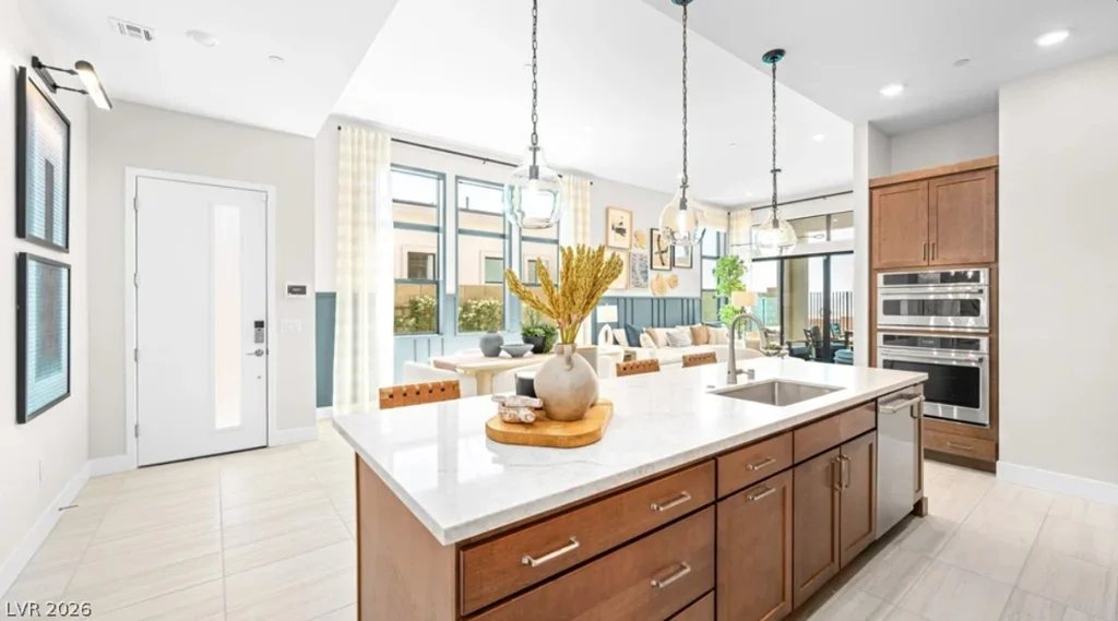 2021 Harmony Gardens, Las Vegas, NV 89138