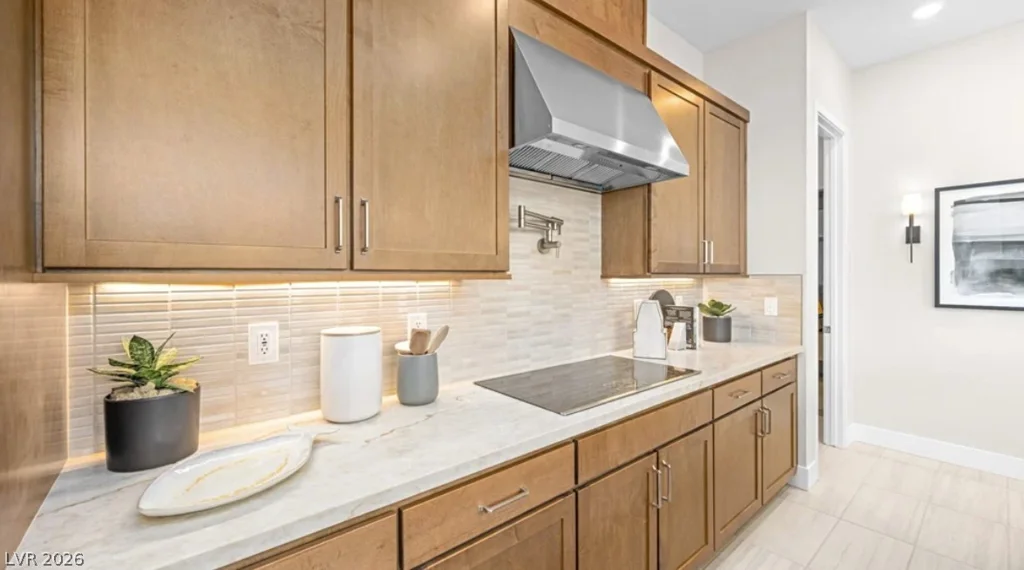 2021 Harmony Gardens, Las Vegas, NV 89138