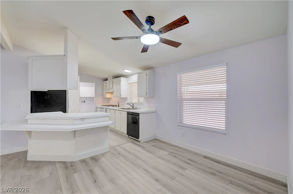 5842 Sassy Rose, Las Vegas, NV 89122