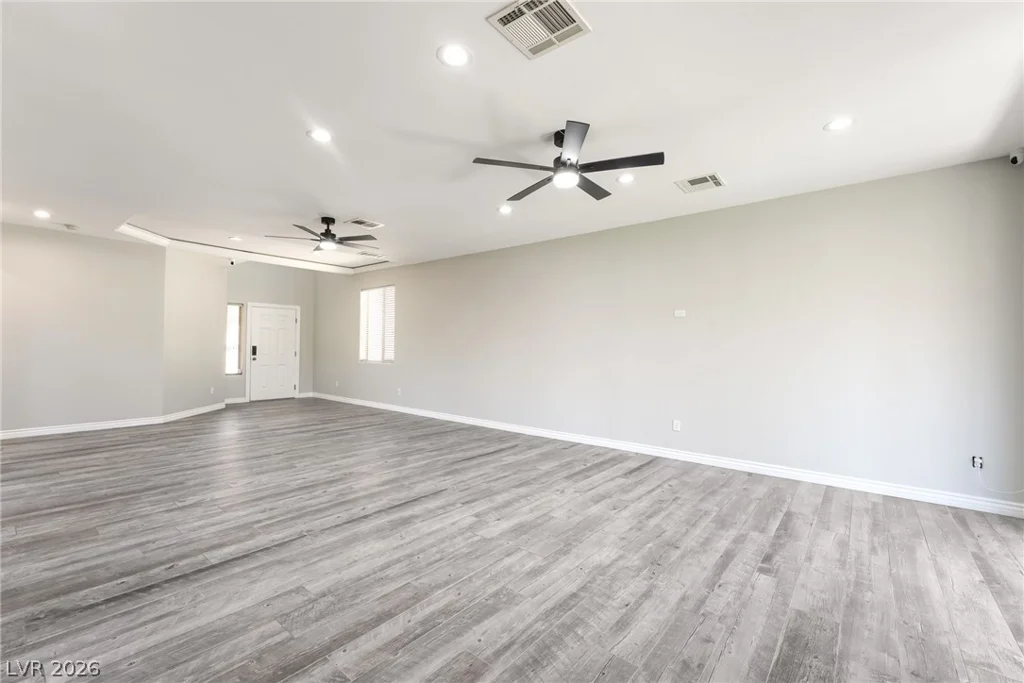 9745 Villa Cache, Las Vegas, NV 89148
