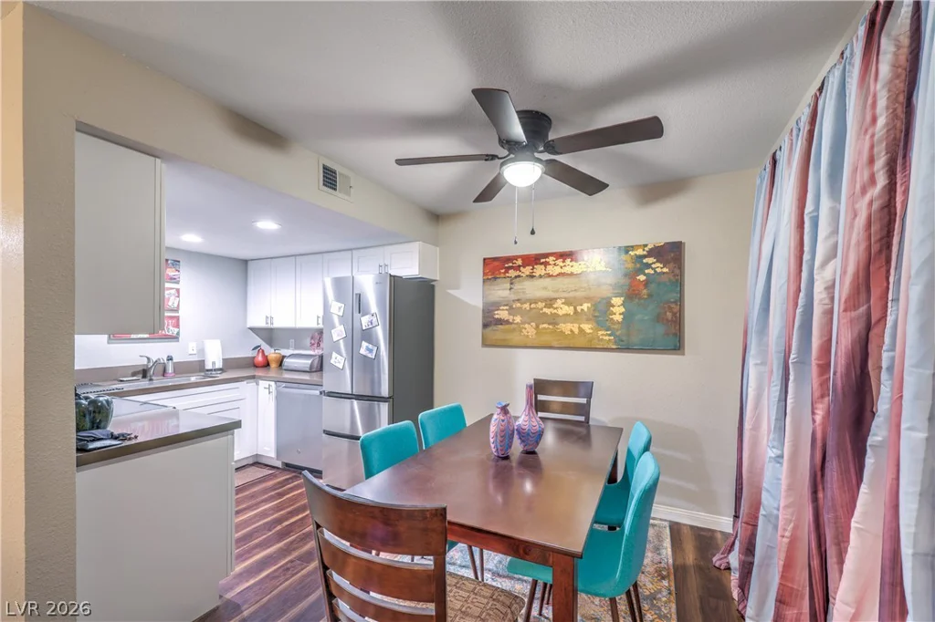 4999 Newport Cove, Las Vegas, NV 89119