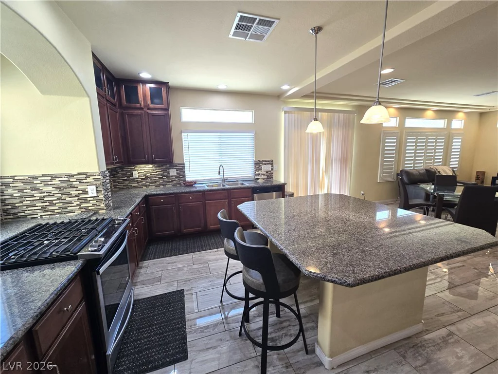 9680 Paraiso Springs, Las Vegas, NV 89139