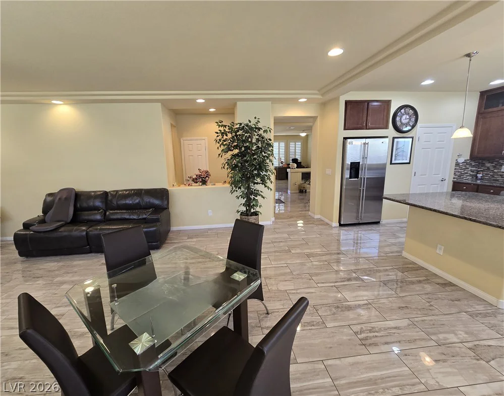 9680 Paraiso Springs, Las Vegas, NV 89139