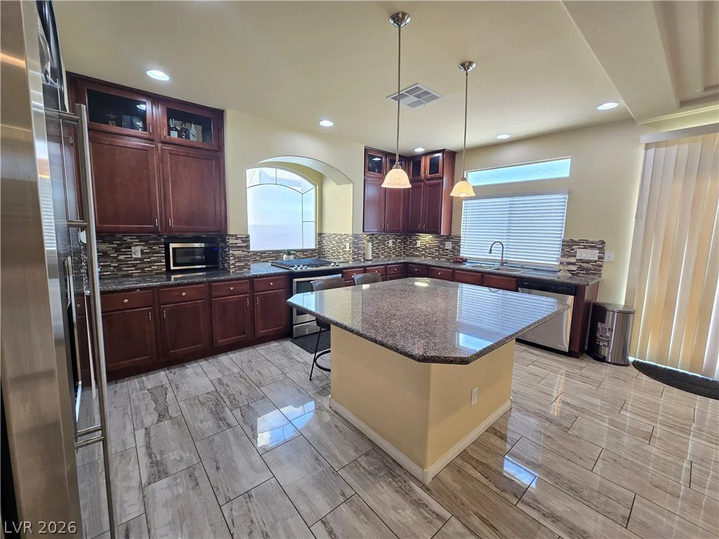 9680 Paraiso Springs, Las Vegas, NV 89139