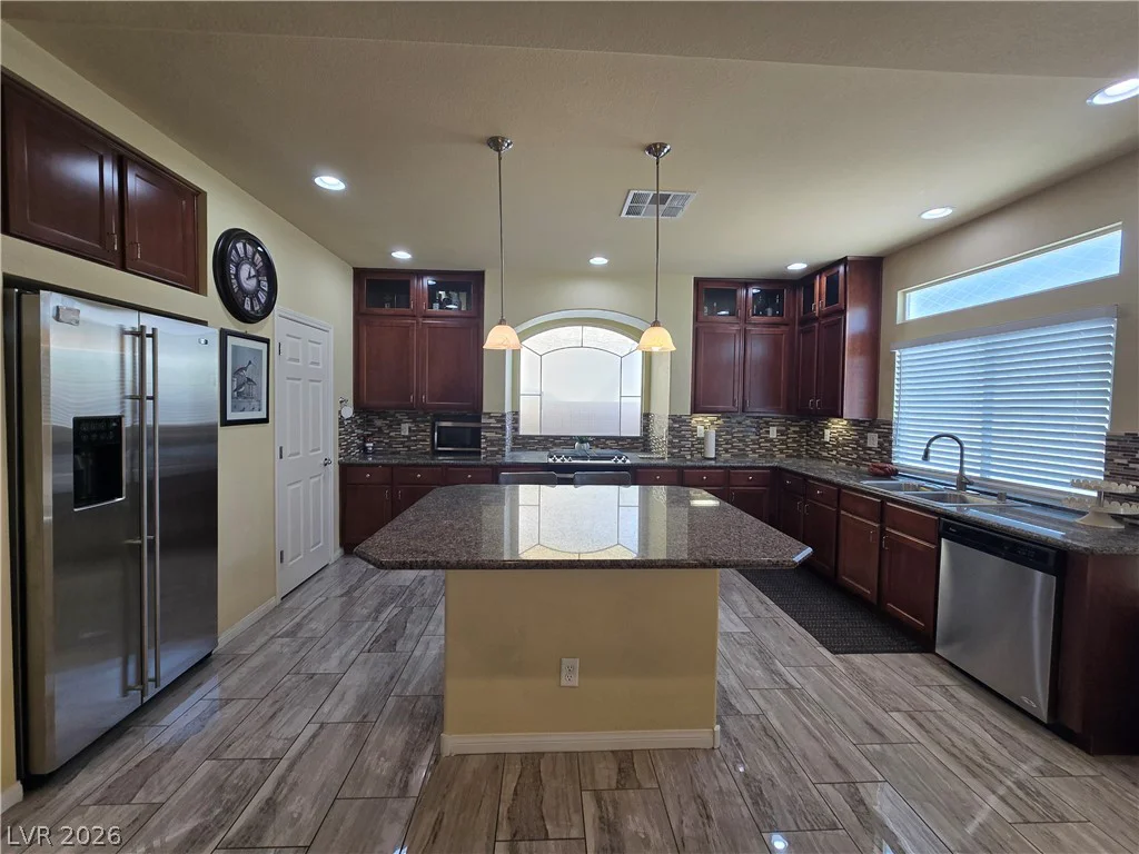 9680 Paraiso Springs, Las Vegas, NV 89139