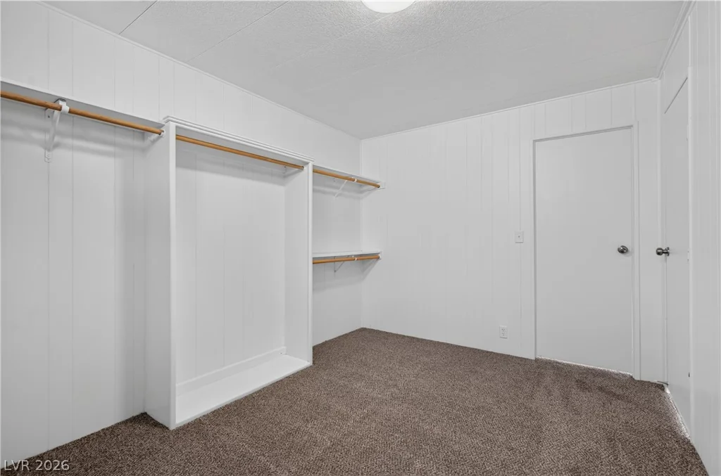 5048 Royal, Las Vegas, NV 89103