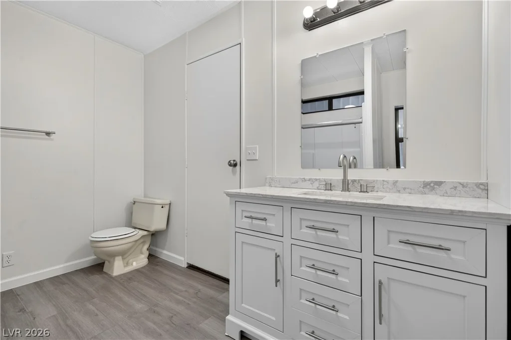 5048 Royal, Las Vegas, NV 89103