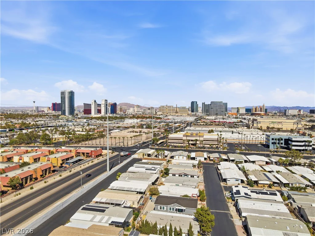 5048 Royal, Las Vegas, NV 89103
