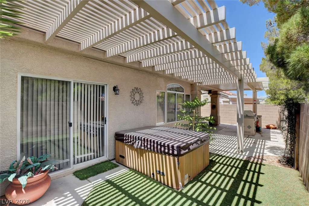 5090 Shadow River, Las Vegas, NV 89148