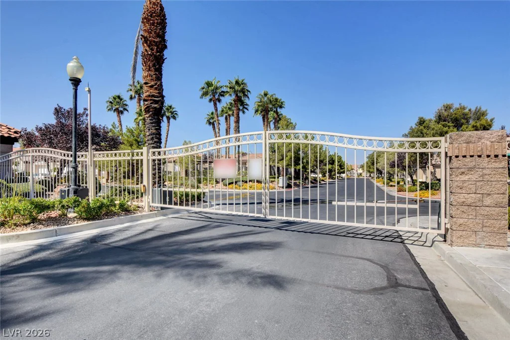 5090 Shadow River, Las Vegas, NV 89148