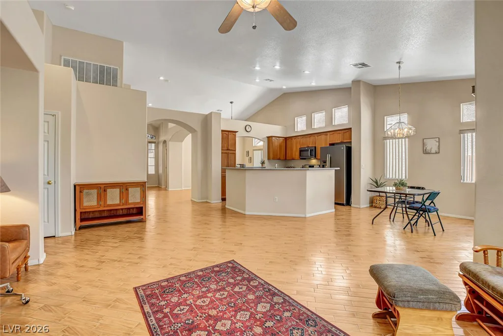 5090 Shadow River, Las Vegas, NV 89148