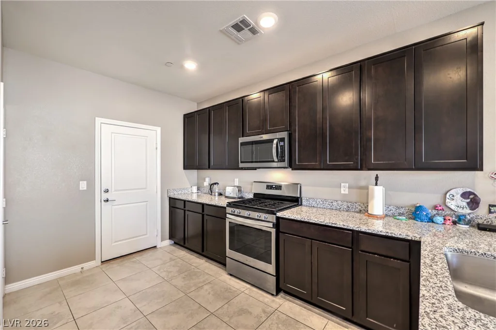 2850 Rolling Brook, Henderson, NV 89044