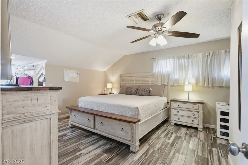 5437 Holmby, Las Vegas, NV 89146