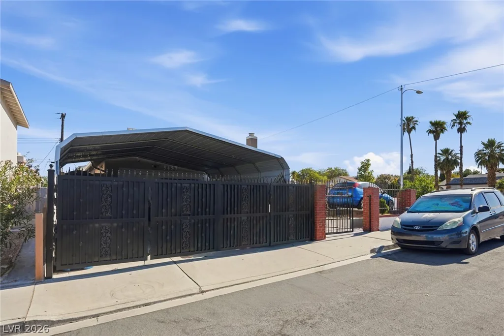 5437 Holmby, Las Vegas, NV 89146