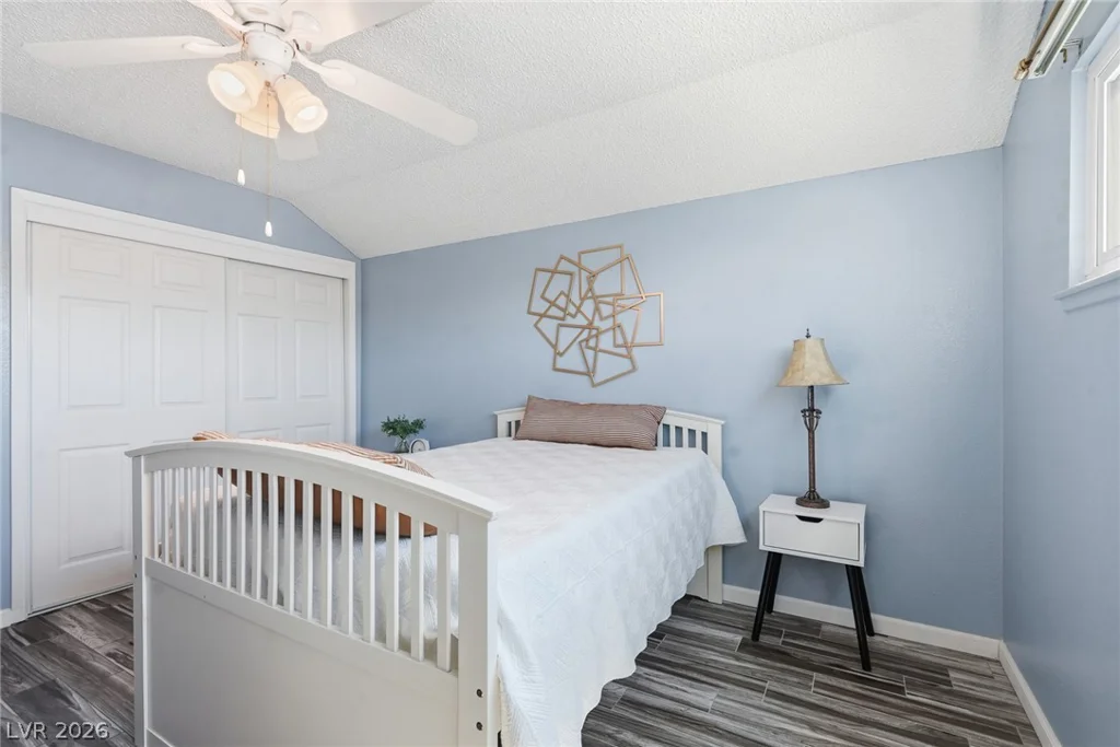 5437 Holmby, Las Vegas, NV 89146