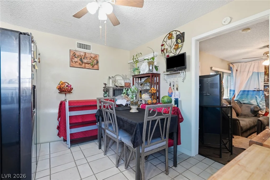 5437 Holmby, Las Vegas, NV 89146