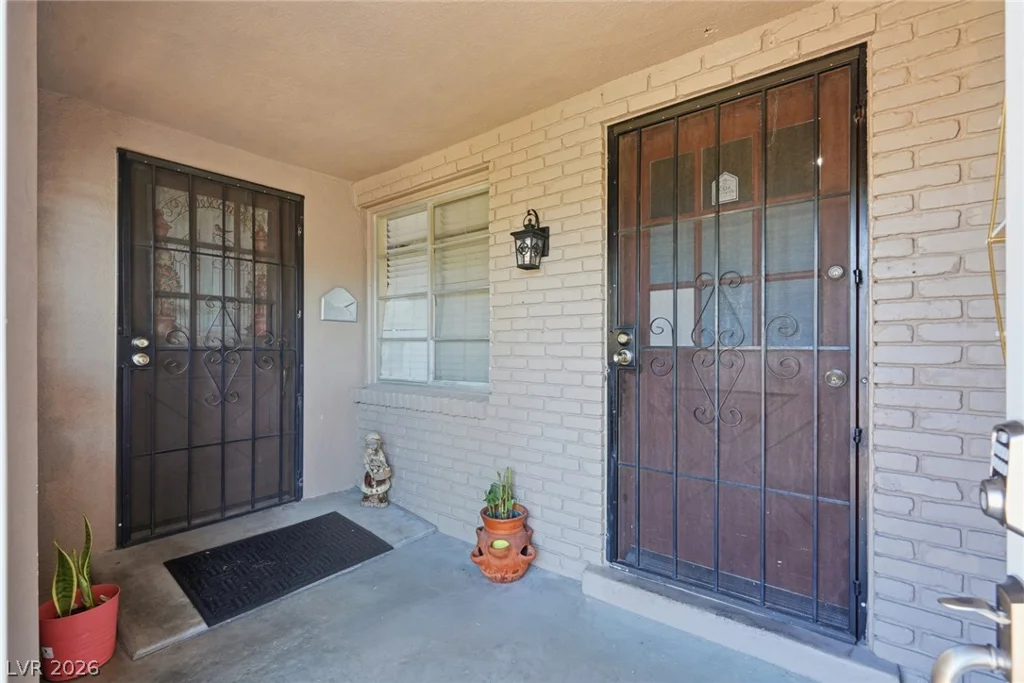 5437 Holmby, Las Vegas, NV 89146