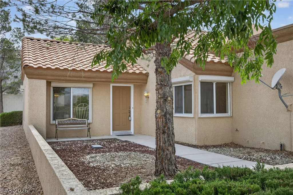 8601 Prairie Hill, Las Vegas, NV 89134