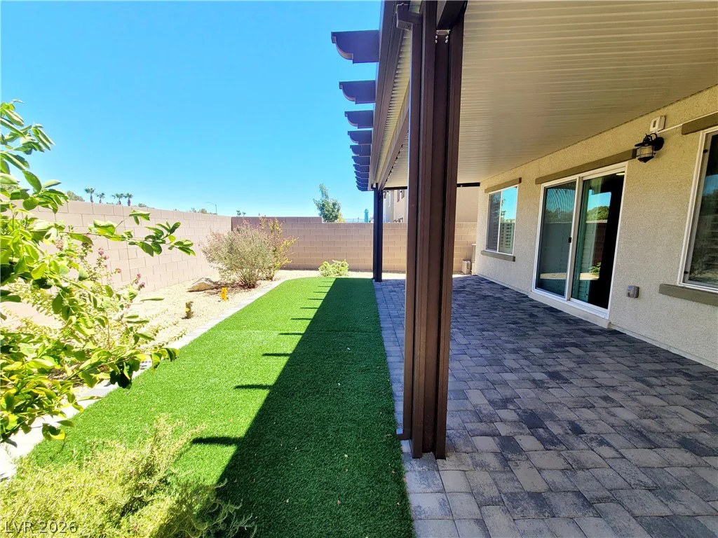 7618 Red Plumeria, Las Vegas, NV 89113