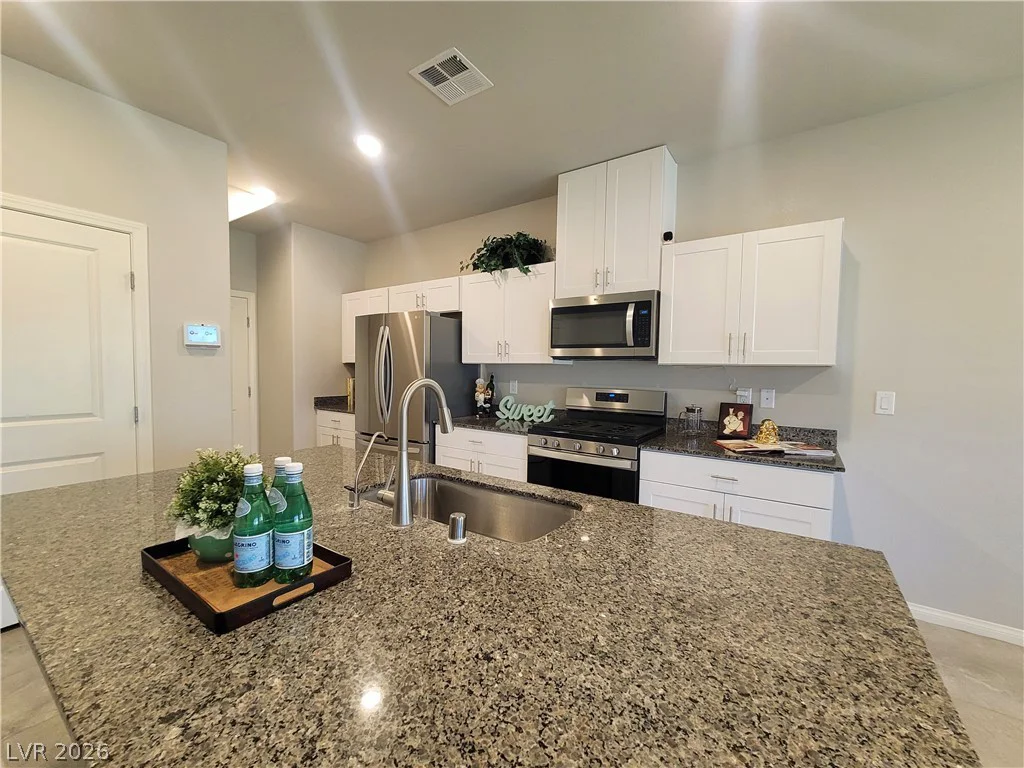 7618 Red Plumeria, Las Vegas, NV 89113