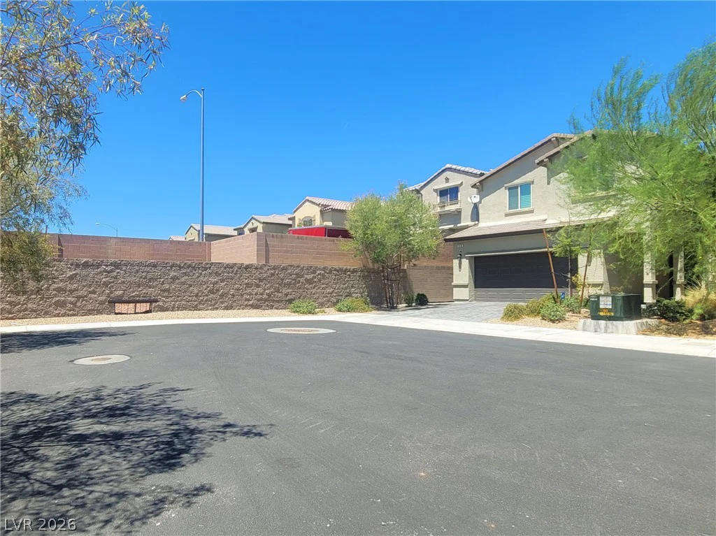 7618 Red Plumeria, Las Vegas, NV 89113