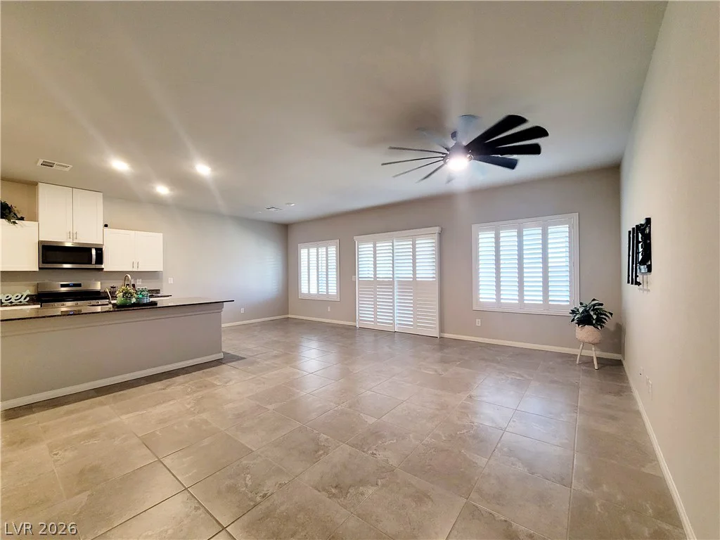 7618 Red Plumeria, Las Vegas, NV 89113