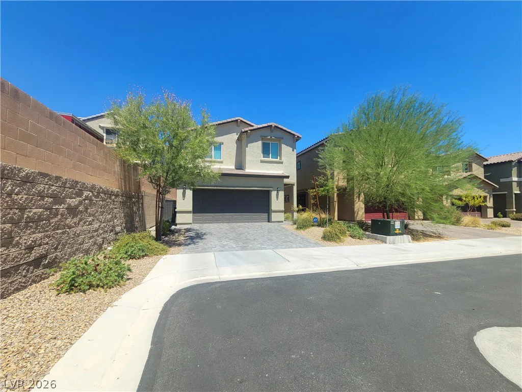 7618 Red Plumeria, Las Vegas, NV 89113