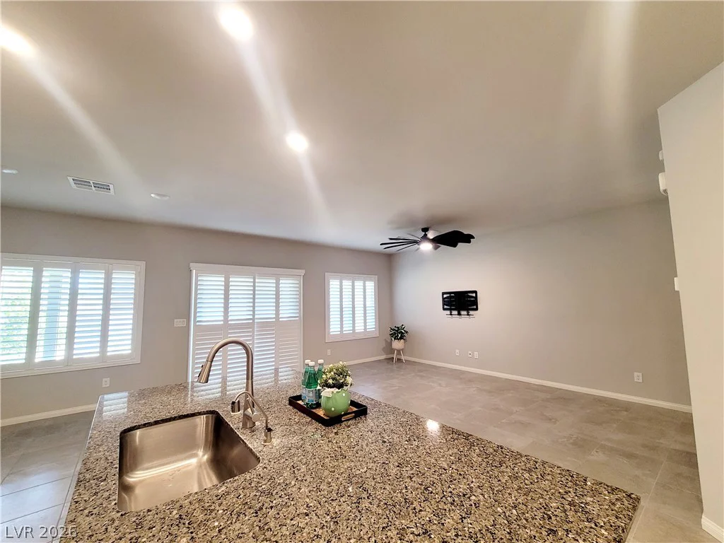 7618 Red Plumeria, Las Vegas, NV 89113