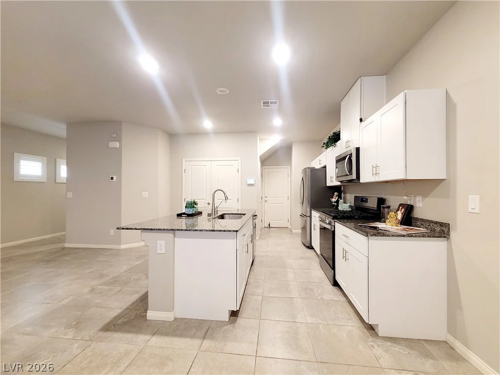 7618 Red Plumeria, Las Vegas, NV 89113