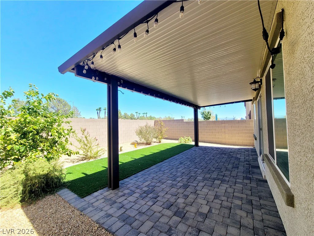 7618 Red Plumeria, Las Vegas, NV 89113