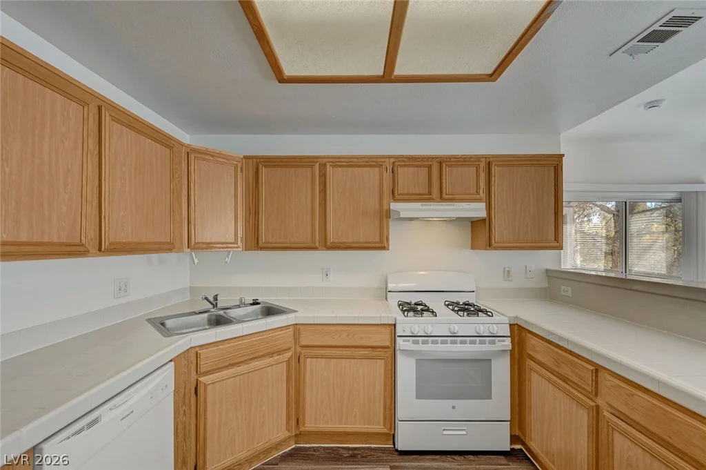9470 Peace, Las Vegas, NV 89147