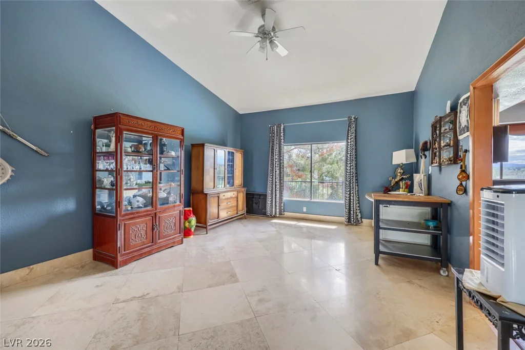 2817 La Mesa, Henderson, NV 89014