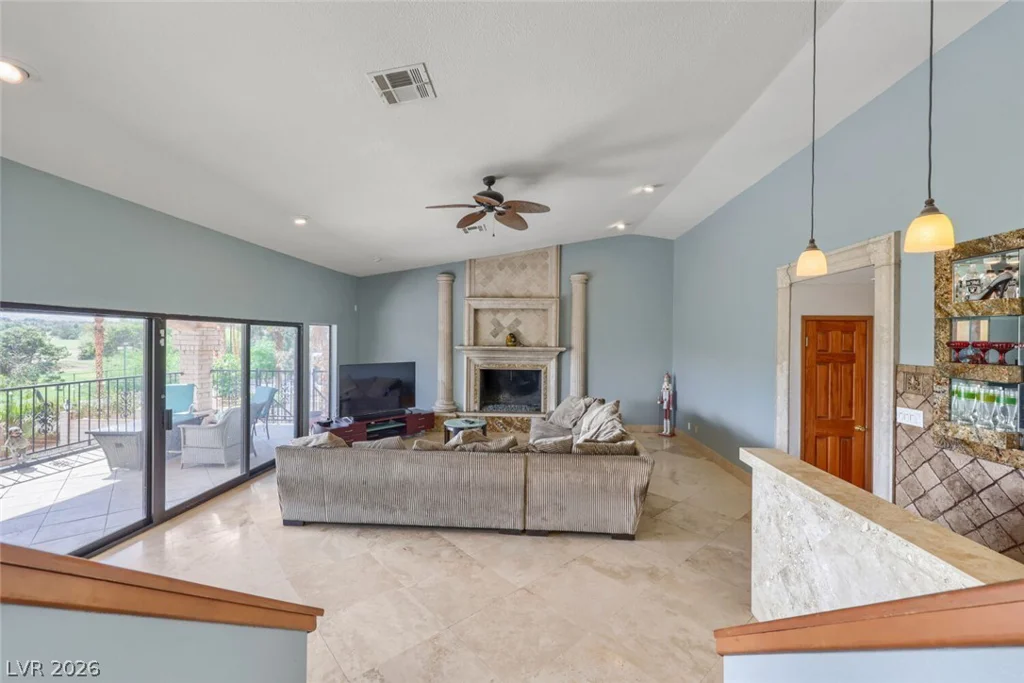 2817 La Mesa, Henderson, NV 89014